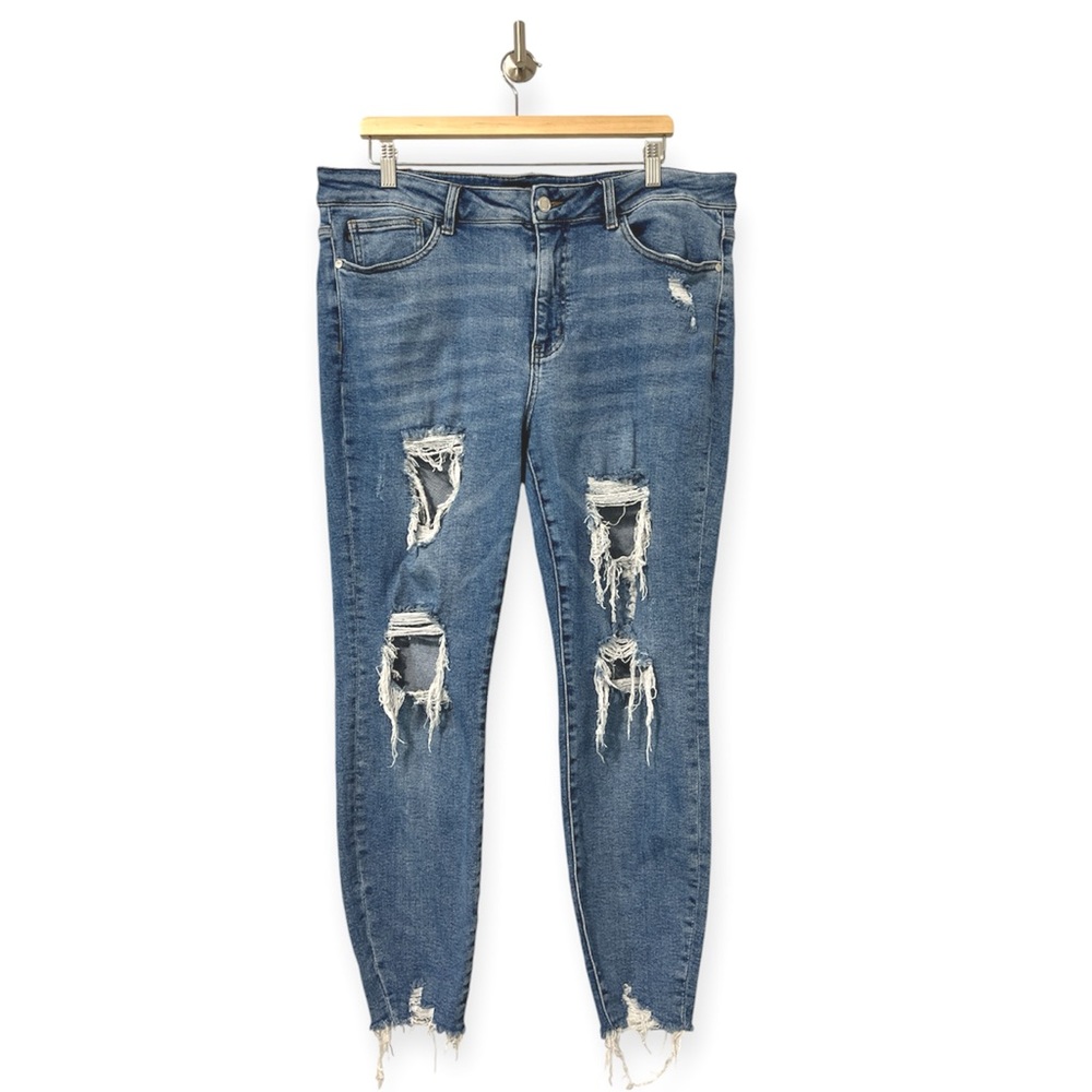 Judy Blue Skinny Fit Distressed Blue Jeans Womens Size 18W